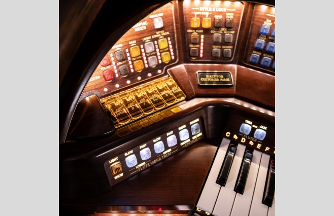 Lowrey Prestige Organ, Used - All Inclusive Top Grade Package (SN:0A5000604C848528) - Image 12